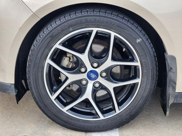 Ford Focus SEL Hatch 2018