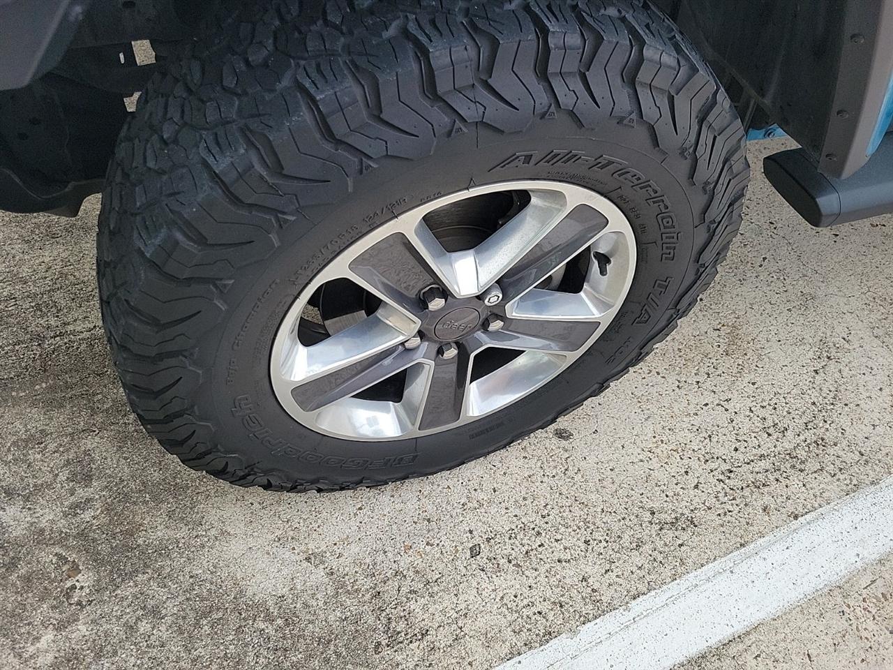 Jeep Wrangler Unlimited Sahara 2019