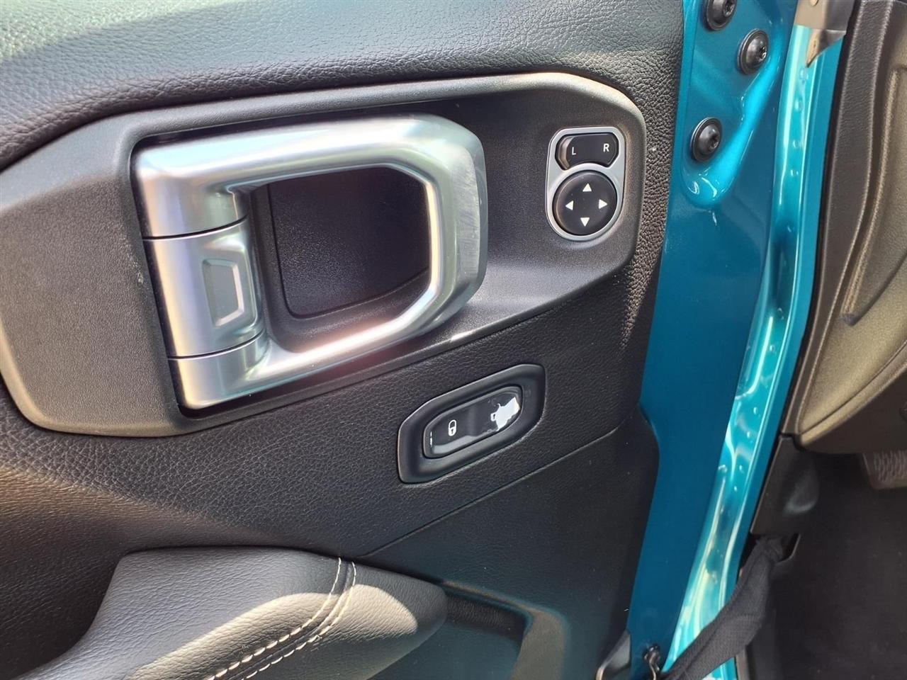 Jeep Wrangler Unlimited Sahara 2019