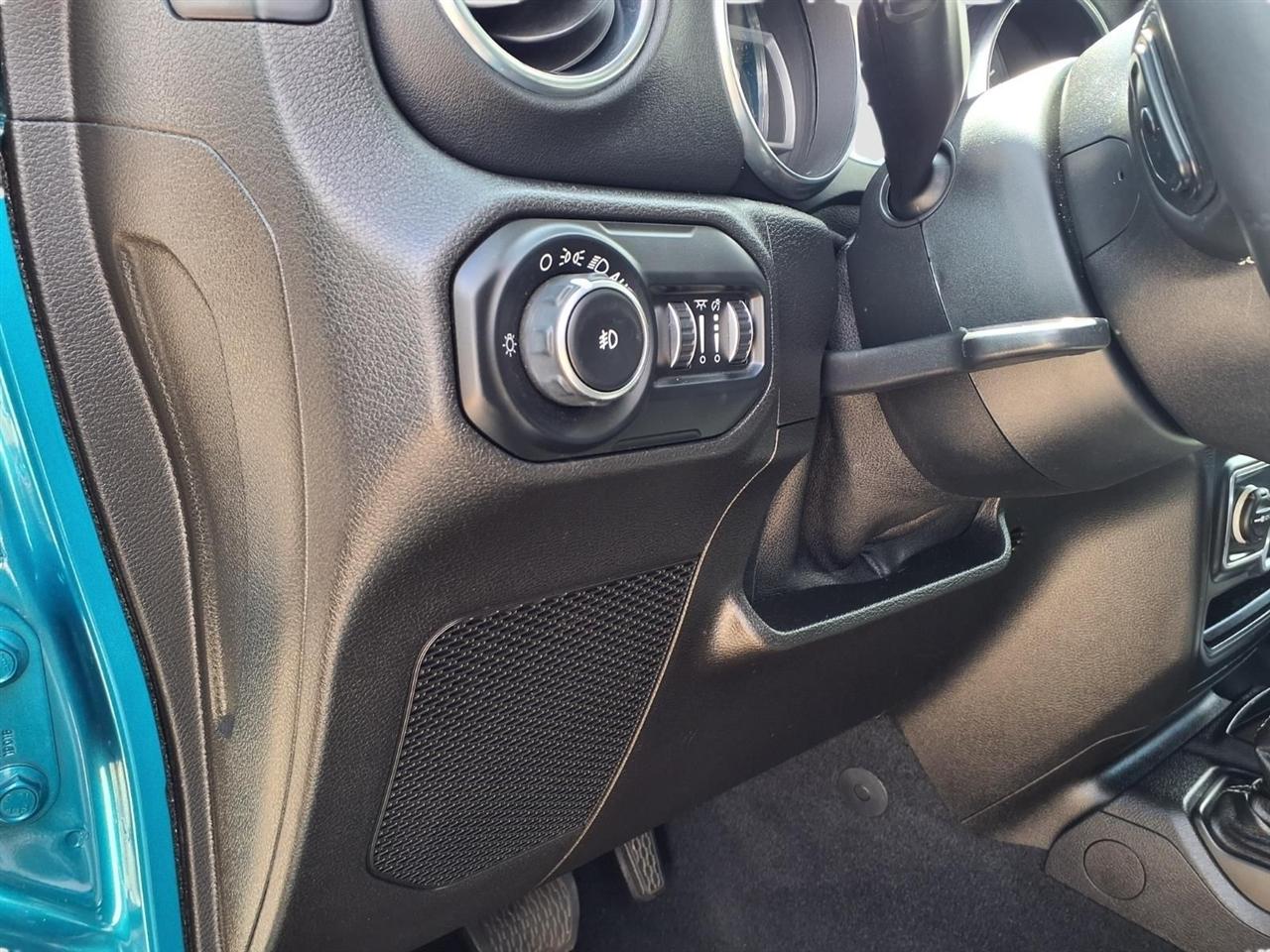 Jeep Wrangler Unlimited Sahara 2019