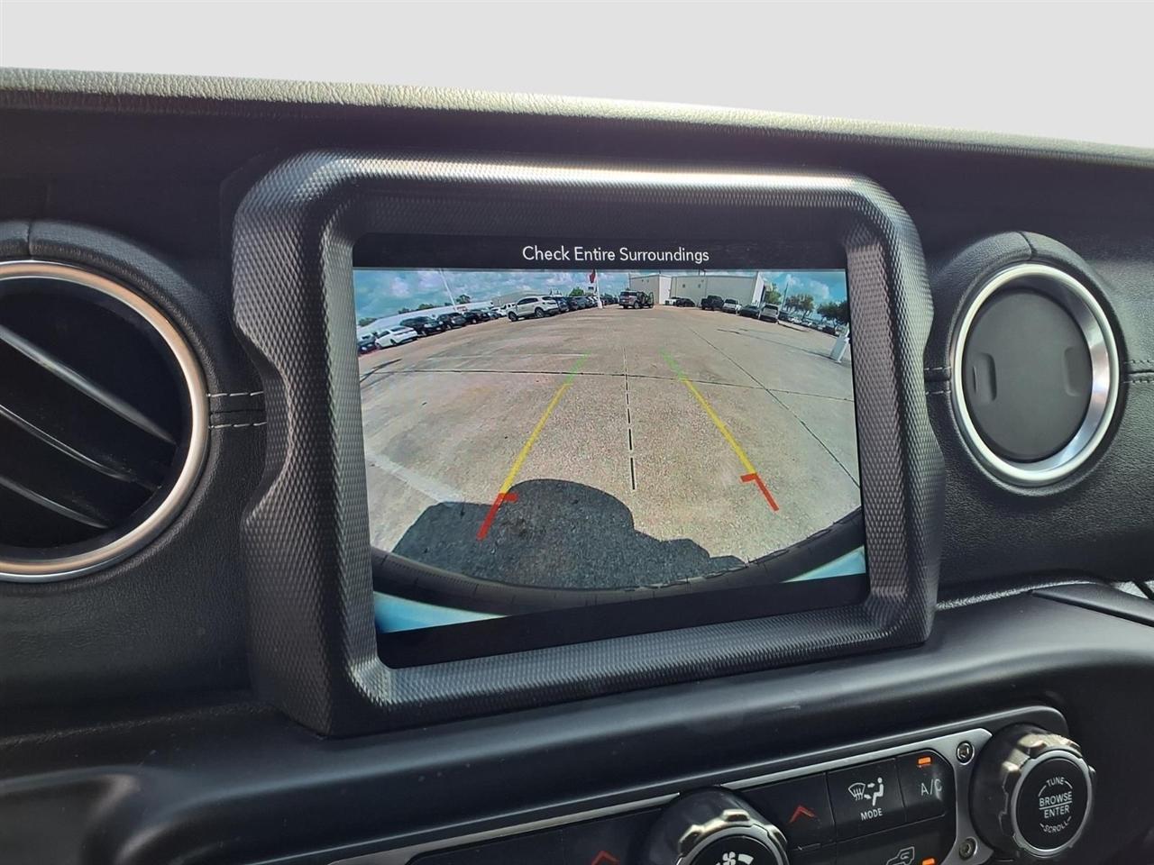 Jeep Wrangler Unlimited Sahara 2019