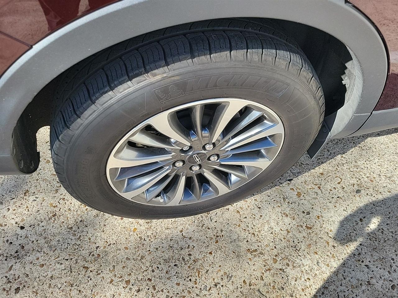 Lincoln Nautilus Base 2023