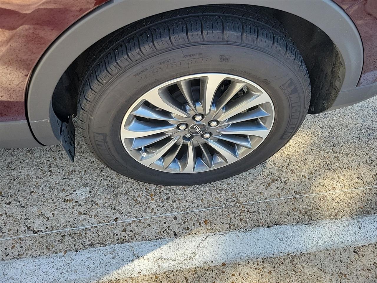 Lincoln Nautilus Base 2023