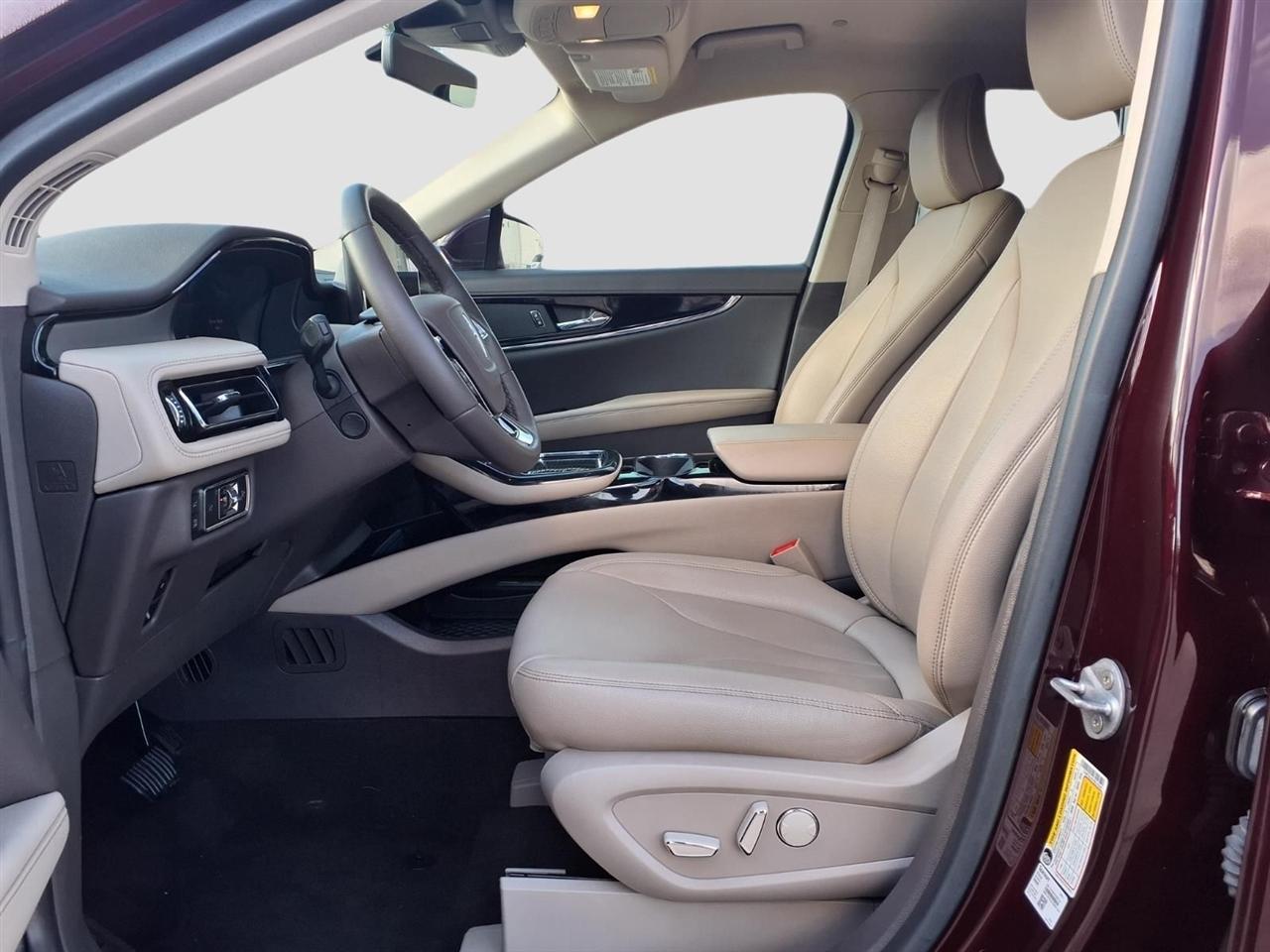 Lincoln Nautilus Base 2023