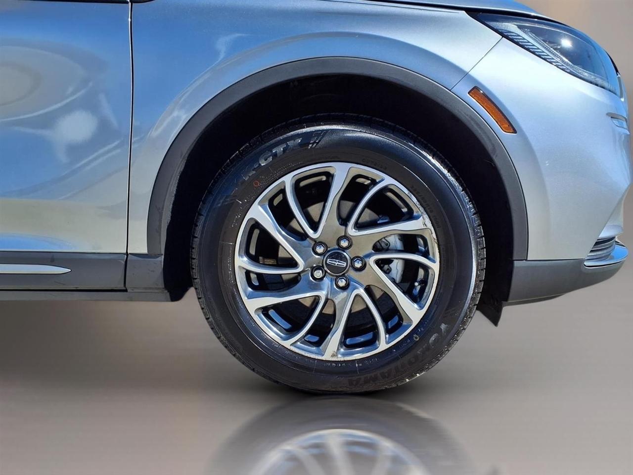 Lincoln Corsair Base 2022