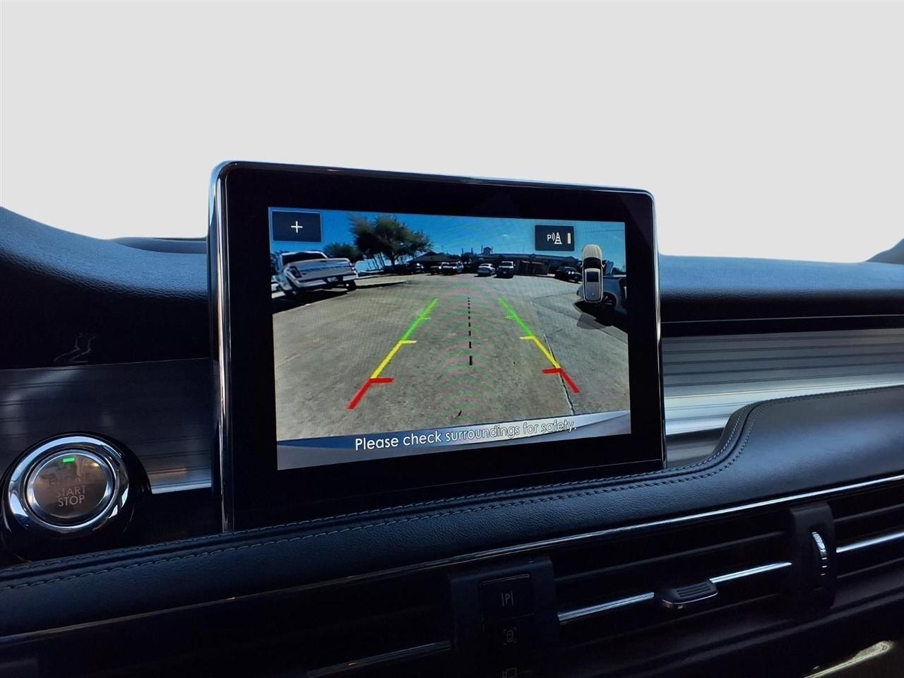 Lincoln Corsair Base 2022