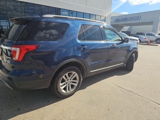 Ford Explorer XLT FWD 2016