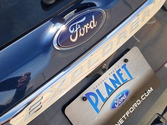 Ford Explorer XLT FWD 2016