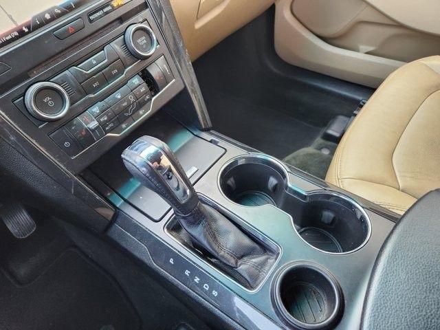 Ford Explorer XLT FWD 2016