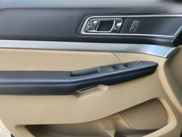 Ford Explorer XLT FWD 2016