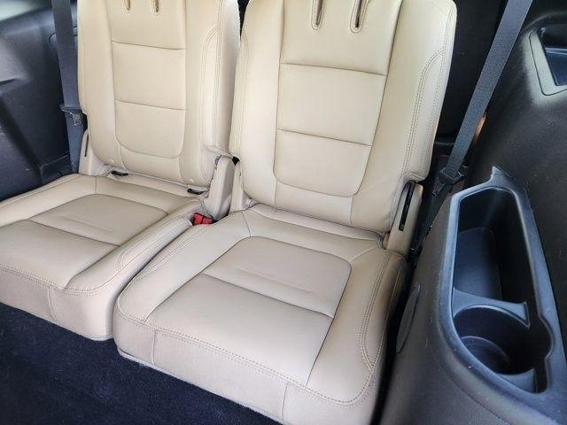 Ford Explorer XLT FWD 2016