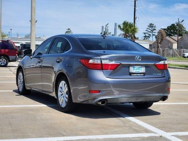 Lexus ES 350 Sedan 2014