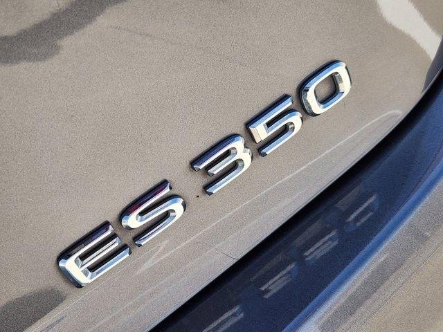 Lexus ES 350 Sedan 2014