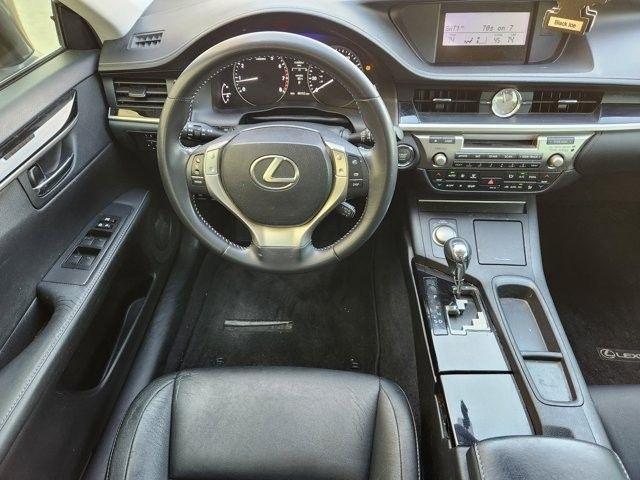 Lexus ES 350 Sedan 2014
