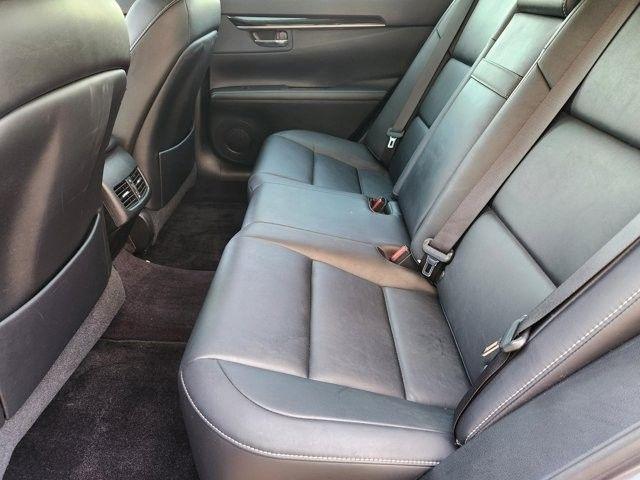 Lexus ES 350 Sedan 2014