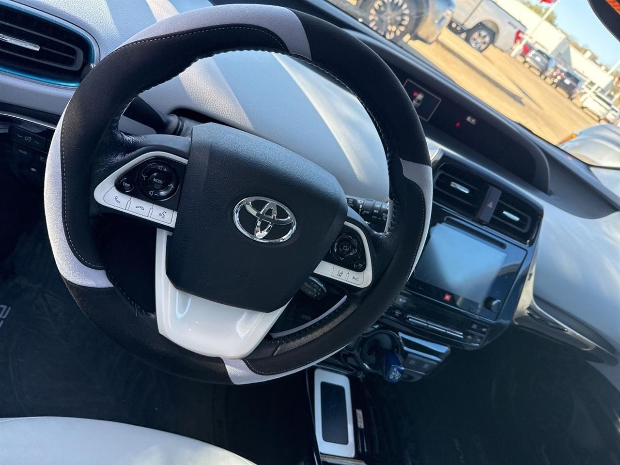 Toyota Prius Two Eco 2017