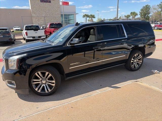 2019 GMC Yukon XL Denali 4WD