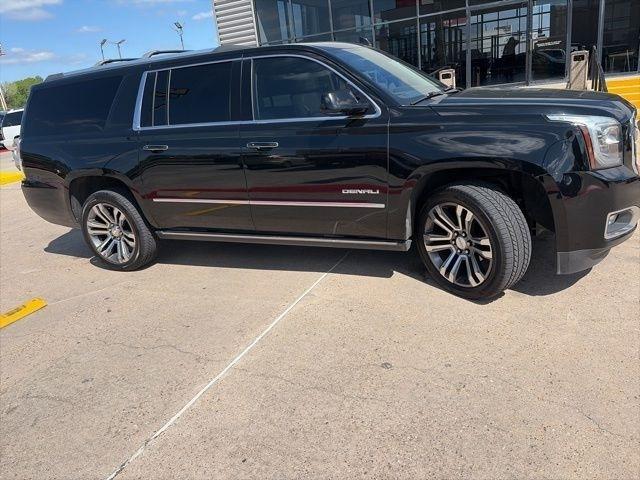 GMC Yukon XL Denali 4WD 2019