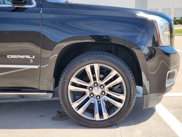 GMC Yukon XL Denali 4WD 2019