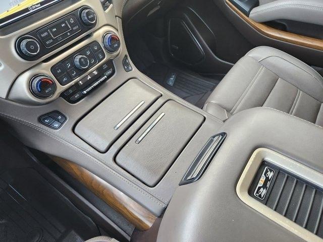 GMC Yukon XL Denali 4WD 2019