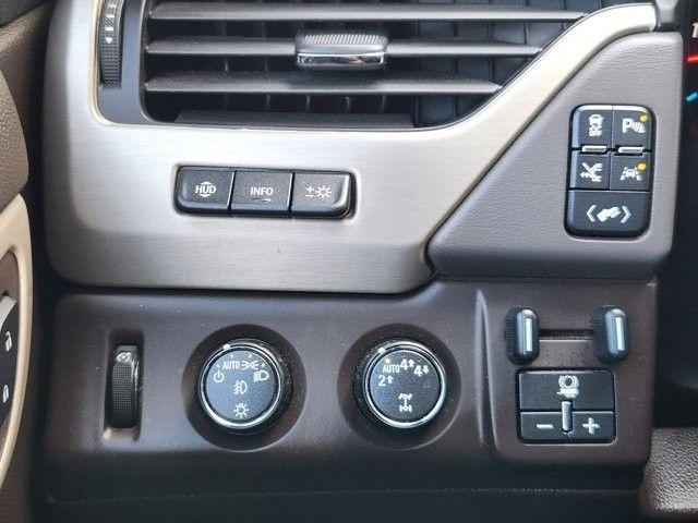 GMC Yukon XL Denali 4WD 2019