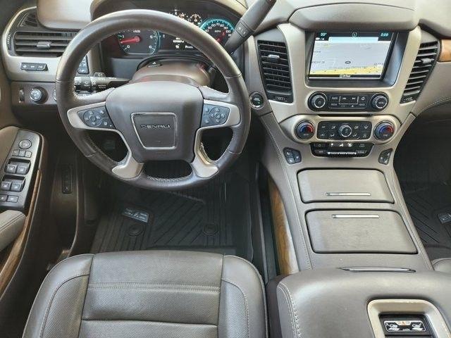 GMC Yukon XL Denali 4WD 2019