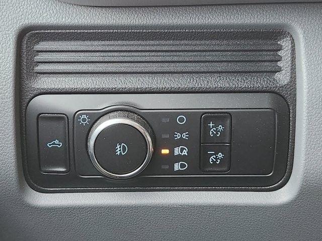 Ford F-250 SD XL Crew Cab 4WD 2024