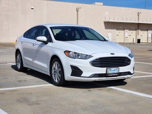 Ford Fusion SE 2020