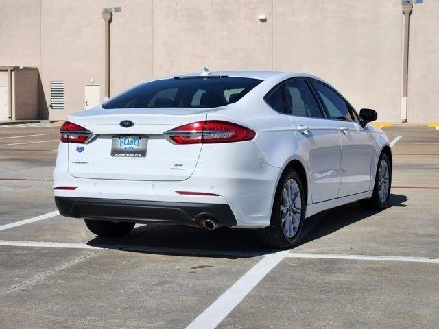 Ford Fusion SE 2020