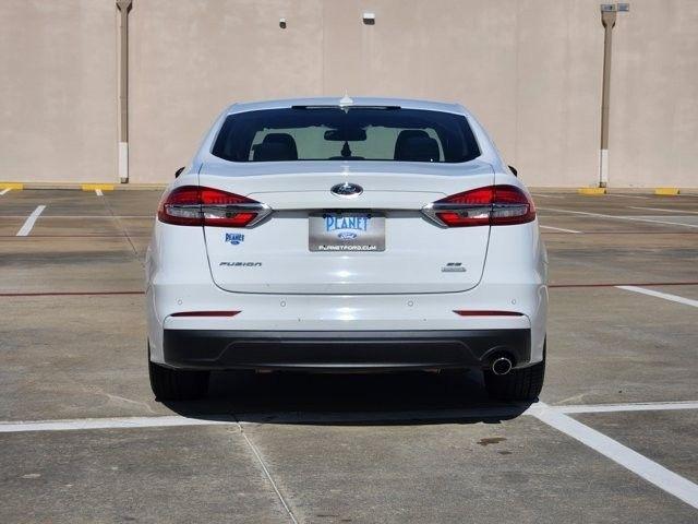 Ford Fusion SE 2020