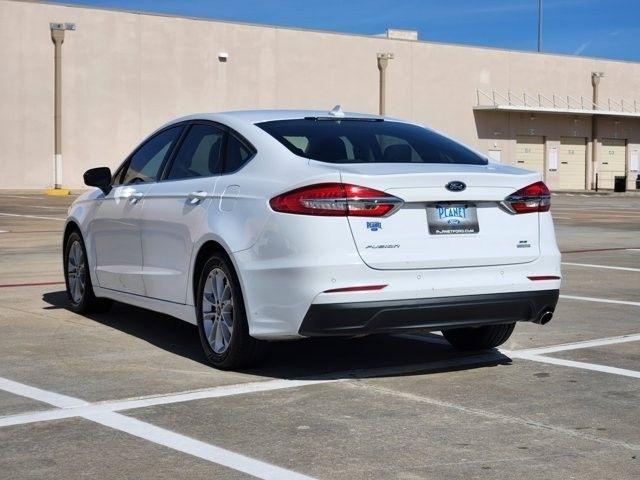 Ford Fusion SE 2020