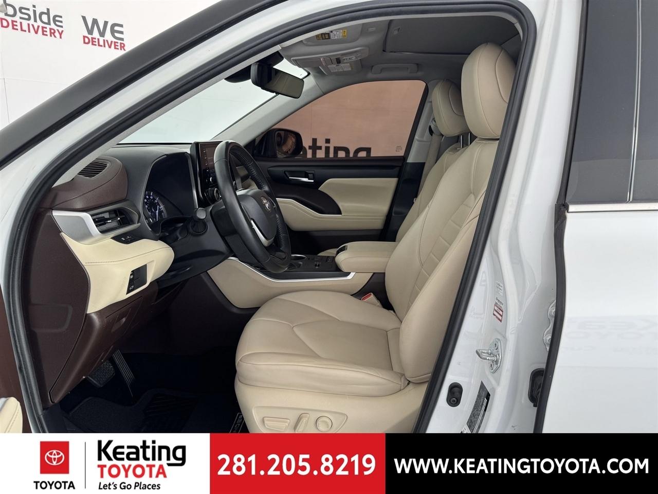 Toyota Highlander XLE FWD V6 2022