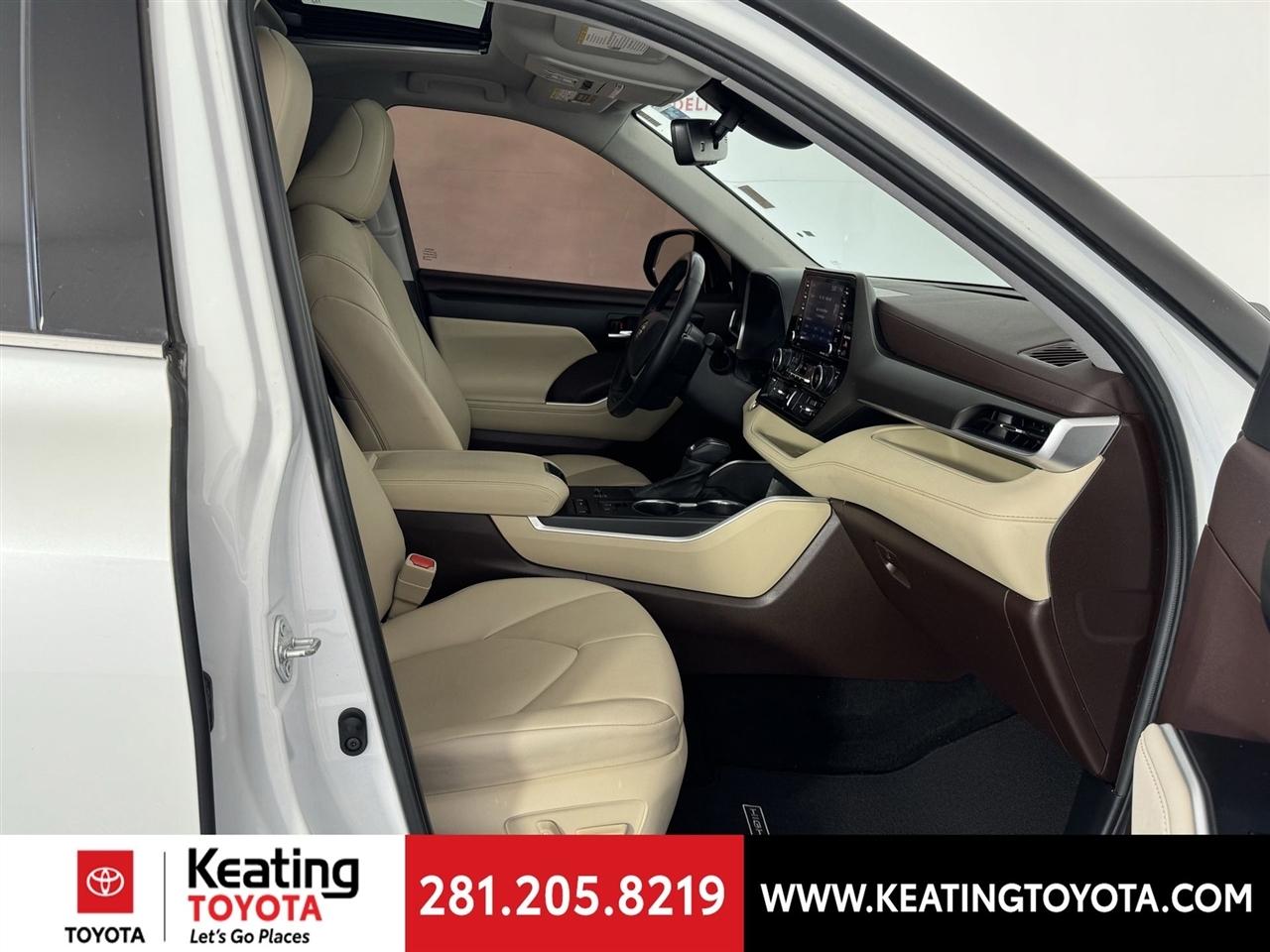 Toyota Highlander XLE FWD V6 2022