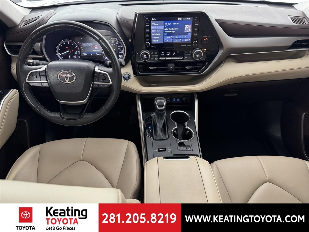 Toyota Highlander XLE FWD V6 2022