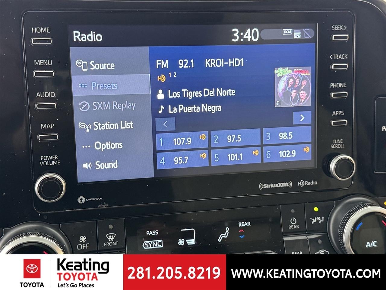 Toyota Highlander XLE FWD V6 2022