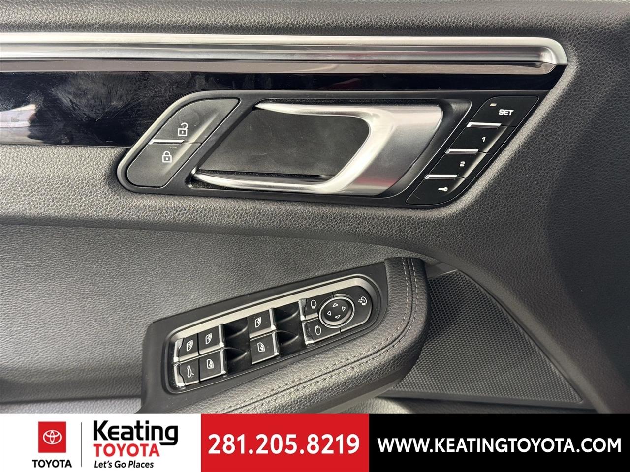 Porsche Macan Base 2023