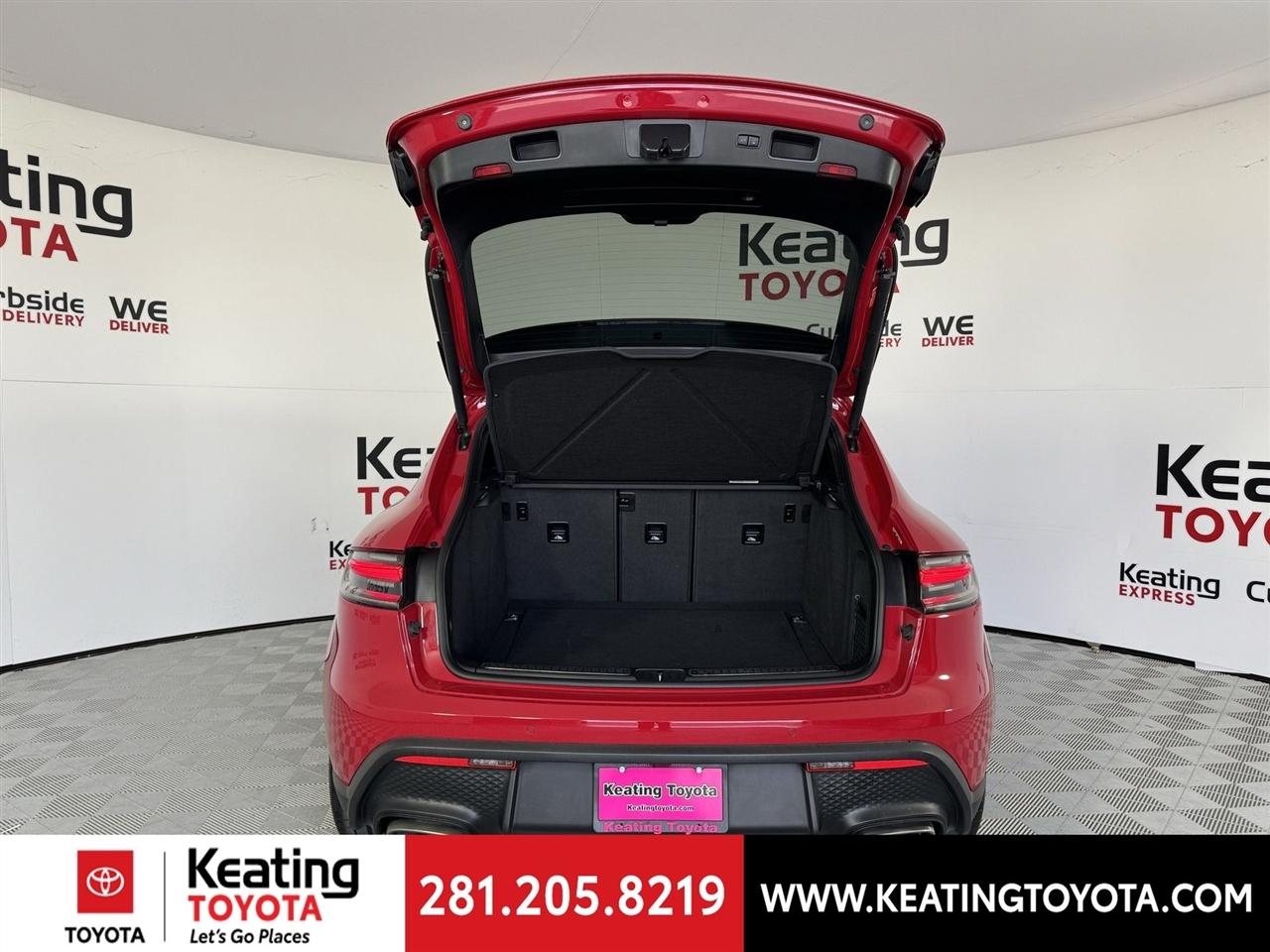 Porsche Macan Base 2023