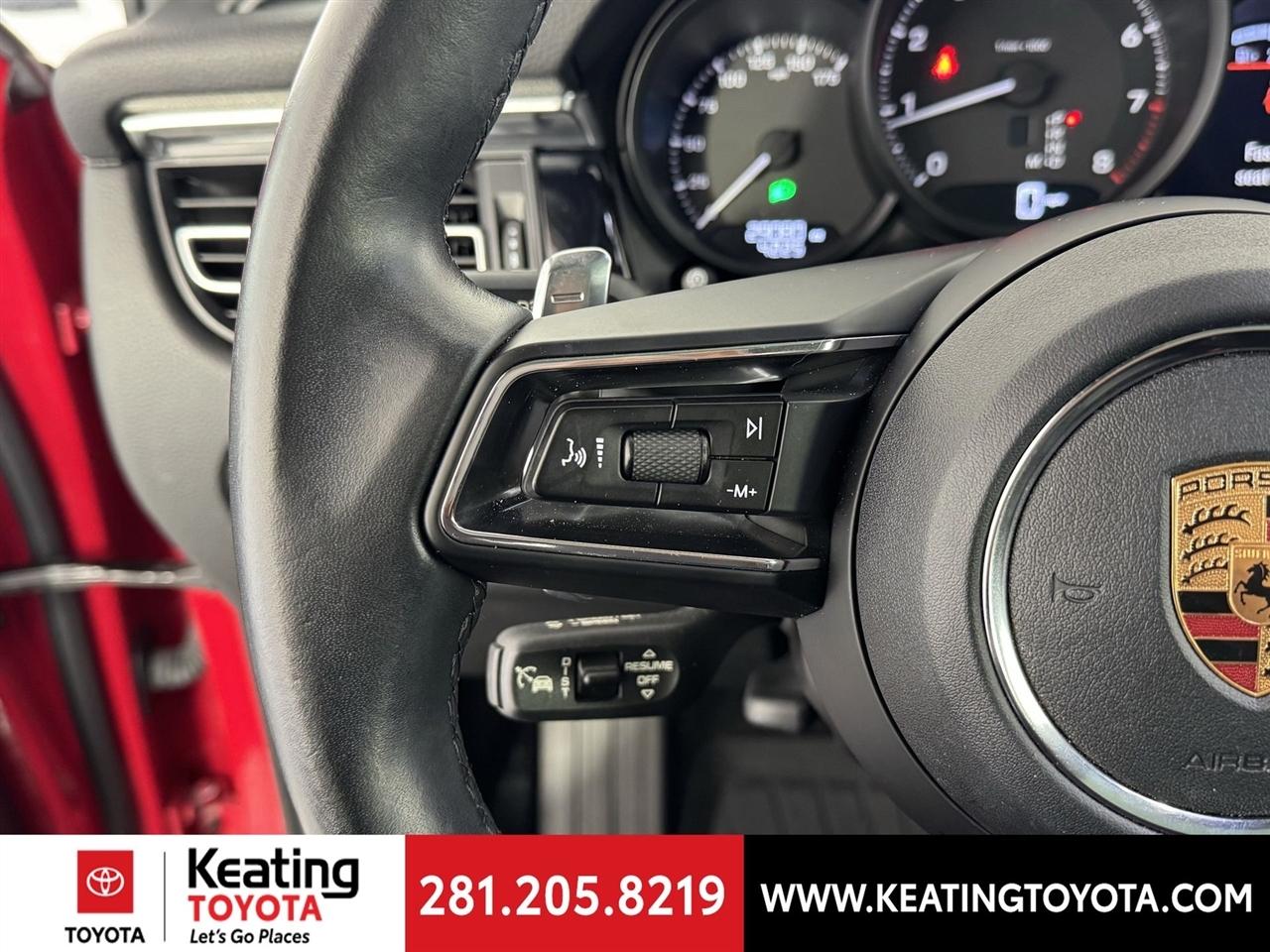 Porsche Macan Base 2023