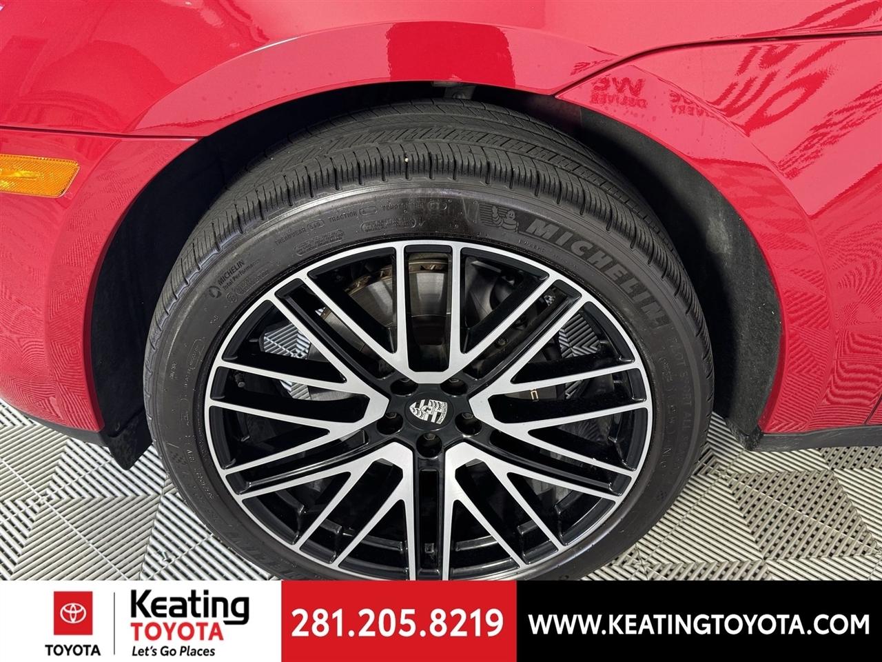 Porsche Macan Base 2023