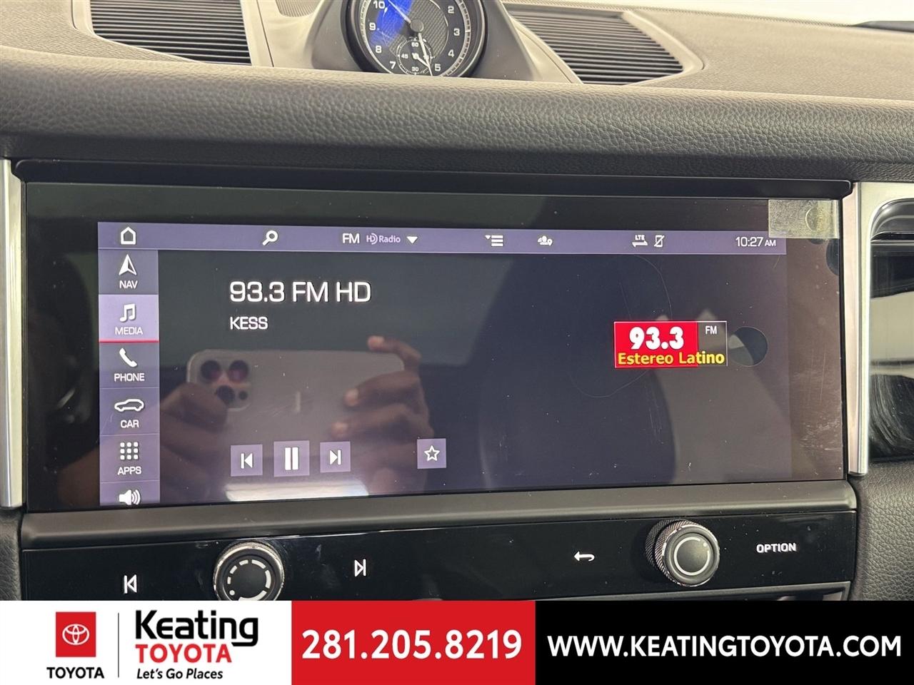 Porsche Macan Base 2023