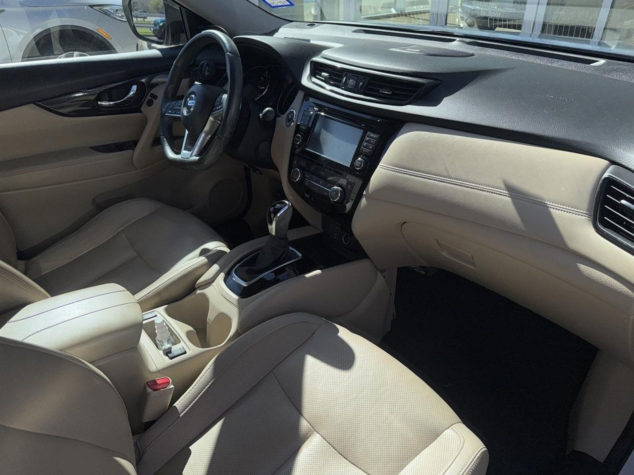 Nissan Rogue SL FWD 2017