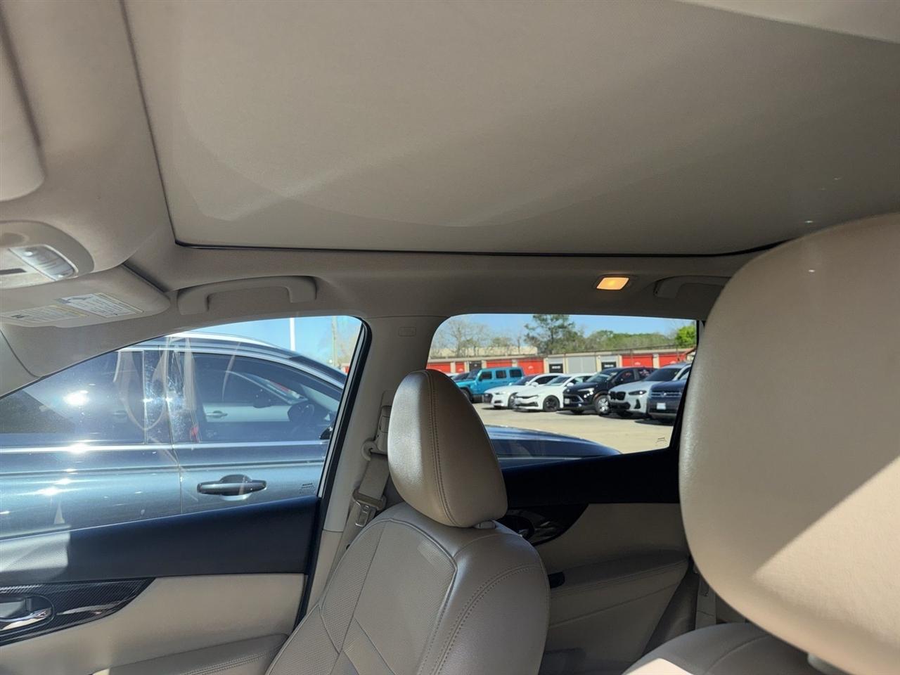 Nissan Rogue SL FWD 2017