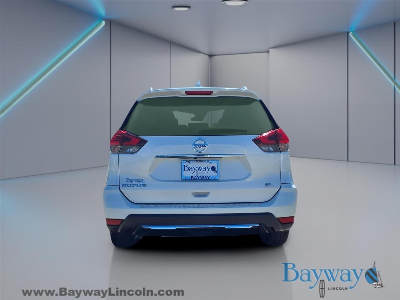 Nissan Rogue SL FWD 2017