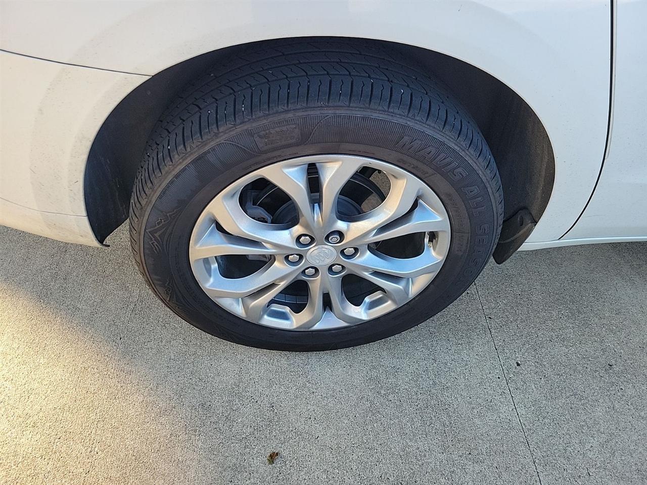 Buick Enclave Avenir FWD 2021