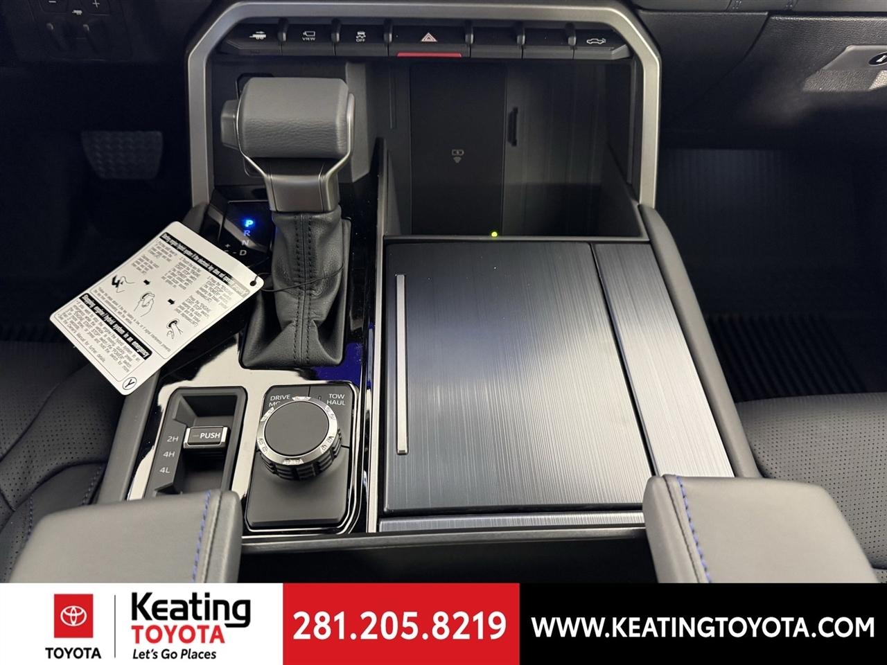 Toyota Tundra Platinum CrewMax 4WD 2026