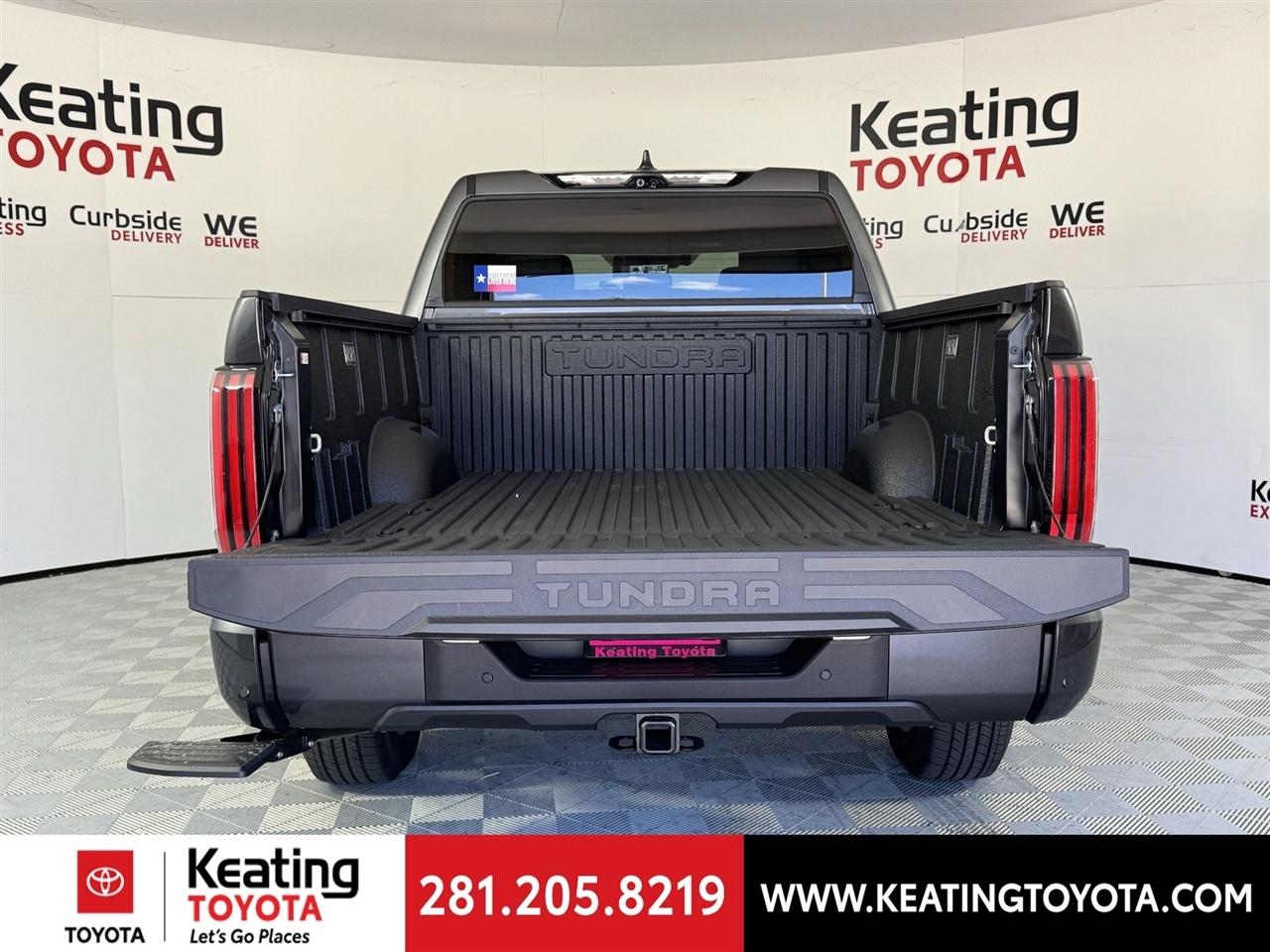 Toyota Tundra Platinum CrewMax 4WD 2026