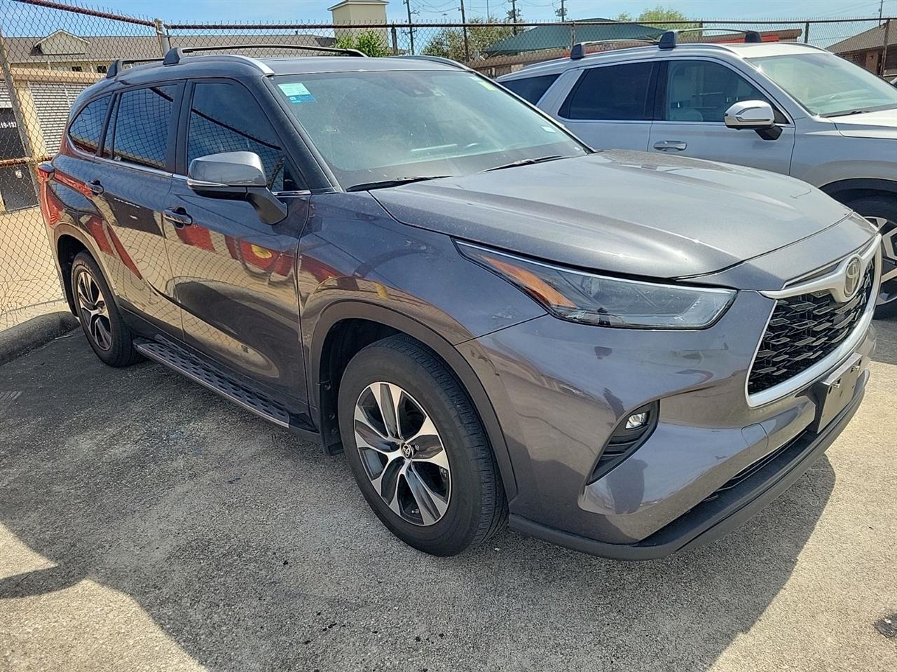 Toyota Highlander XLE 2024