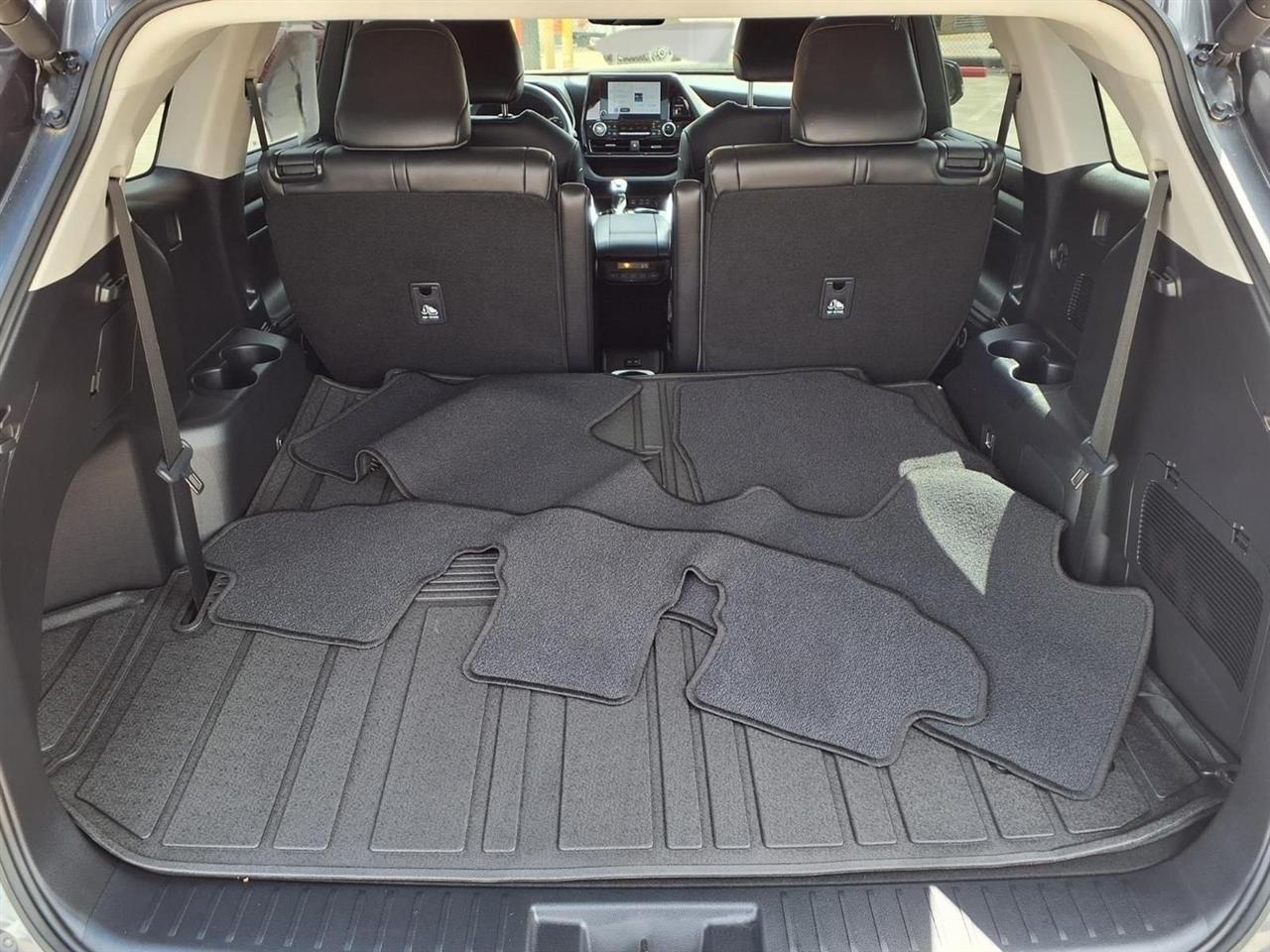 Toyota Highlander XLE 2024