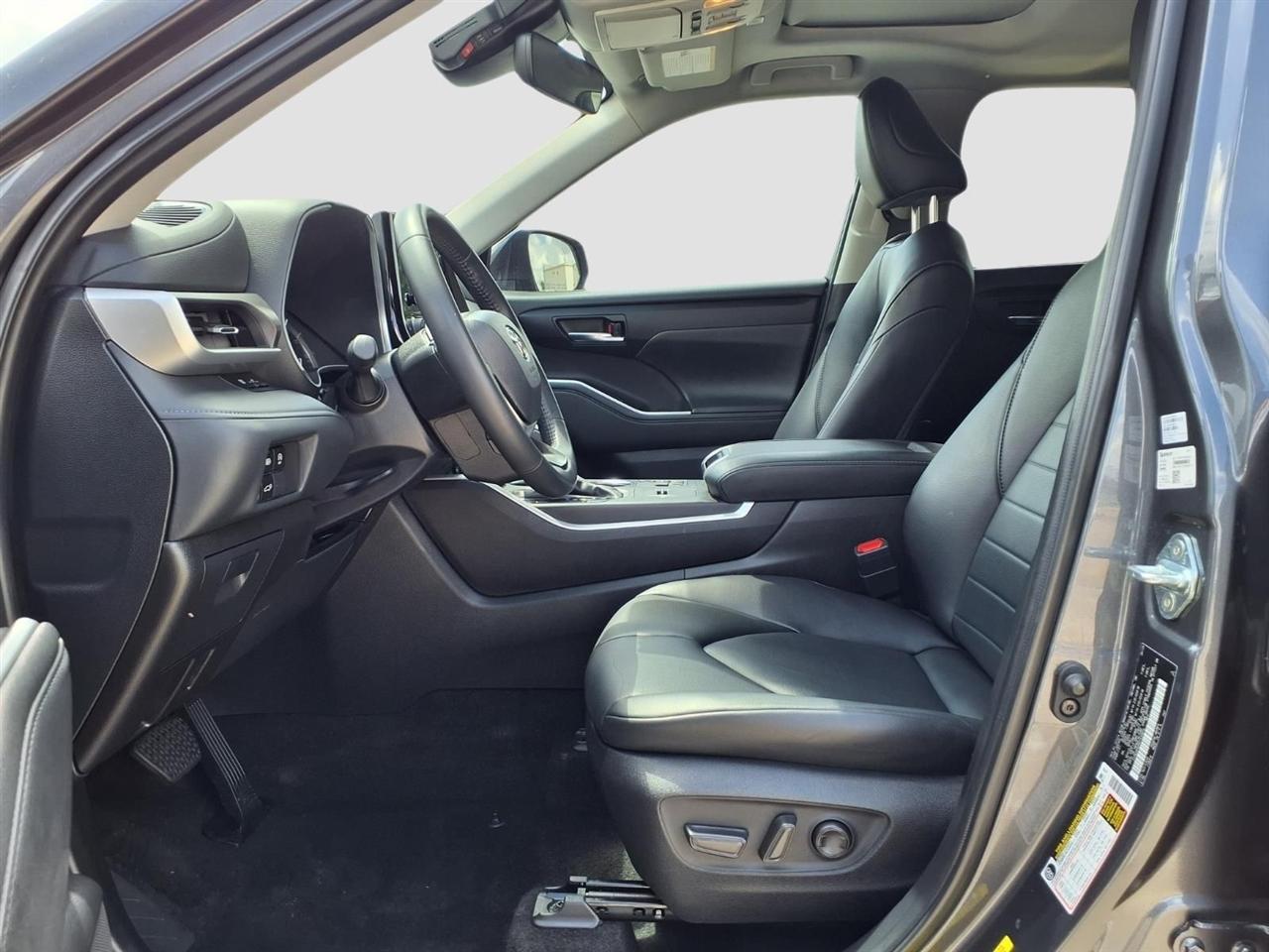 Toyota Highlander XLE 2024