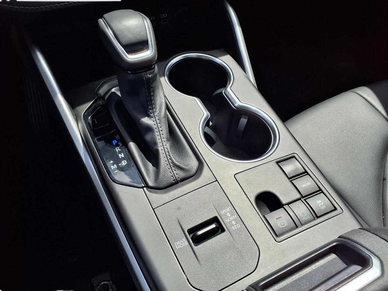 Toyota Highlander XLE 2024